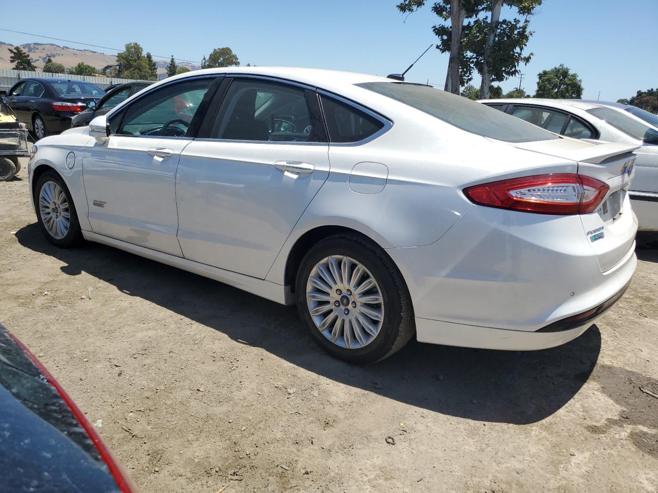 FORD FUSION 2014 VIN 3FA6P0SU8ER136802 photo 2