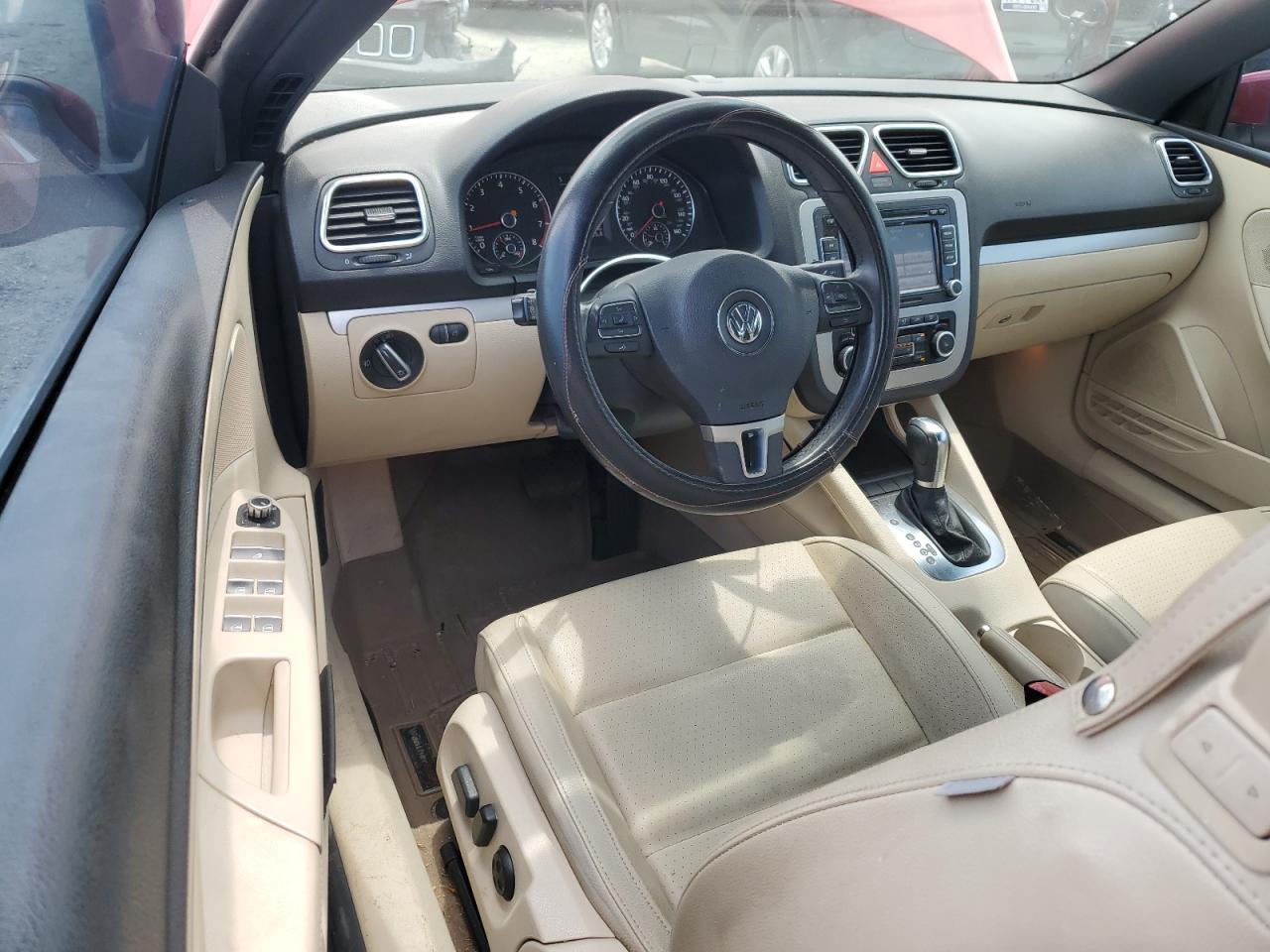 2012 Volkswagen Eos Komfort VIN: WVWBW7AH2CV011884 Lot: 58751905