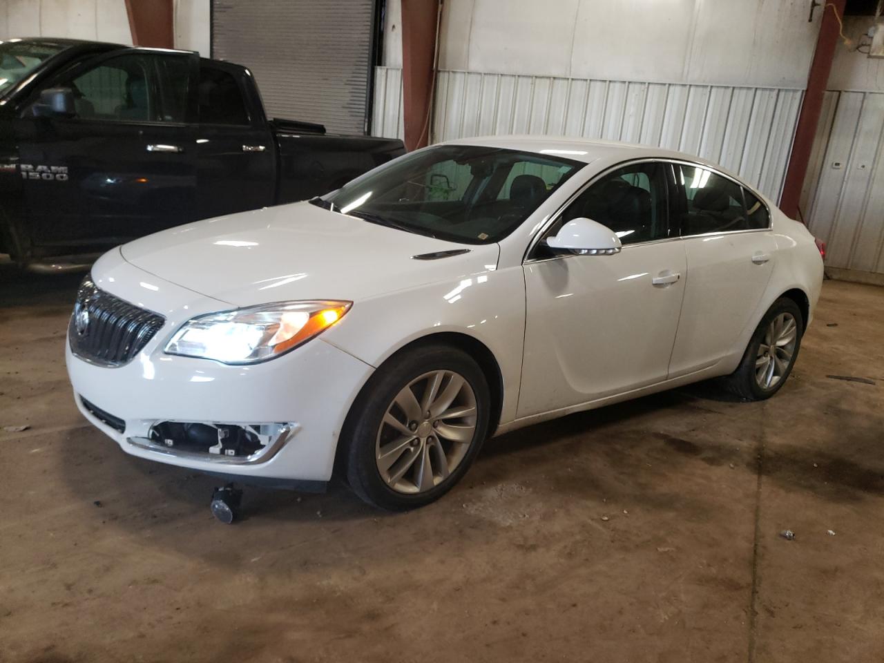 2016 Buick Regal for Sale in Lansing, MI - Side