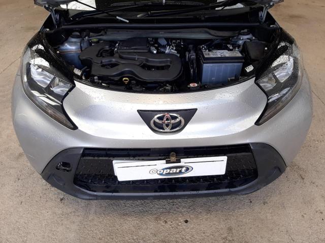 2023 TOYOTA AYGO X PUR
