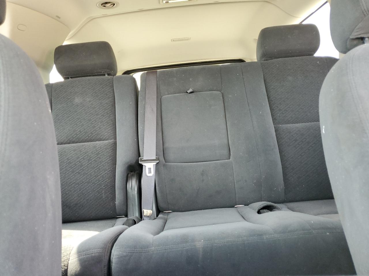 2008 Chevrolet Suburban K1500 Ls VIN: 1GNFK16358J125472 Lot: 62400035