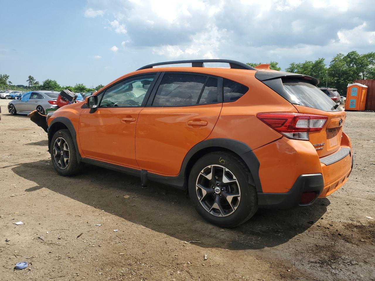 SUBARU CROSSTREK 2018 VIN JF2GTADC1J8264817 фото 2