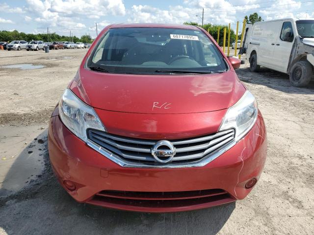  NISSAN VERSA 2015 Красный