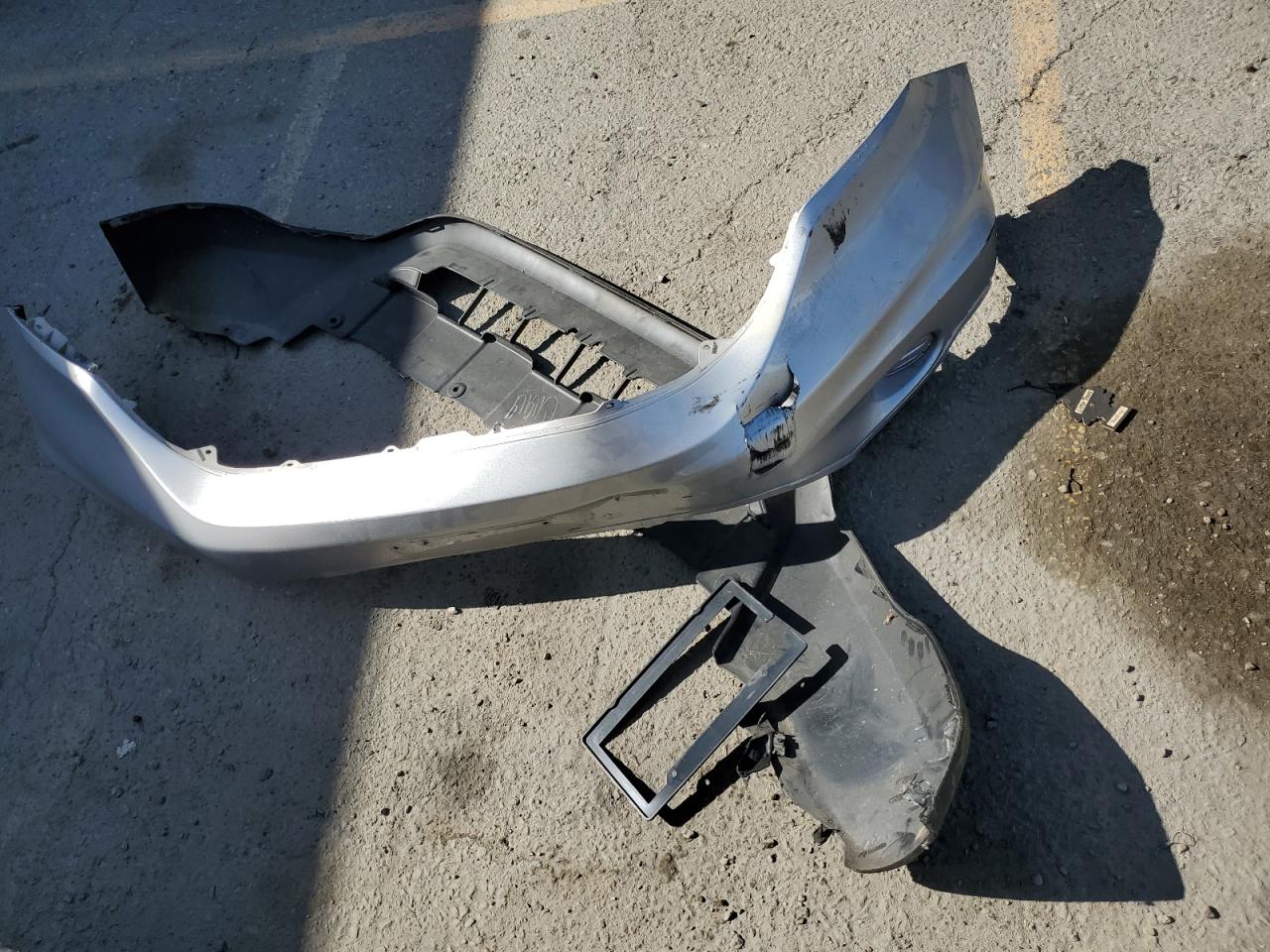 2010 Honda Cr-V Lx VIN: 5J6RE3H38AL024713 Lot: 61064805