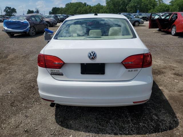 Седани VOLKSWAGEN JETTA 2012 Білий