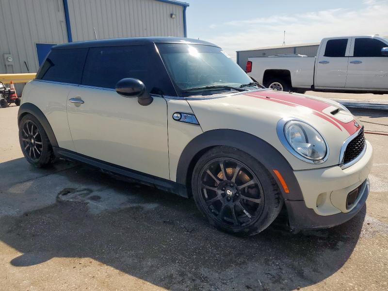  MINI COOPER 2013 Kremowy