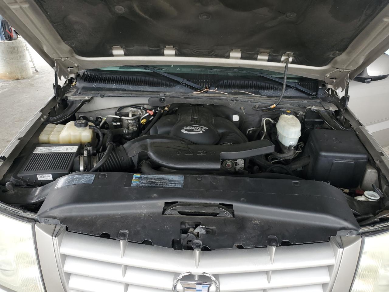 2004 Cadillac Escalade Luxury VIN: 1GYEK63NX4R161073 Lot: 60500605