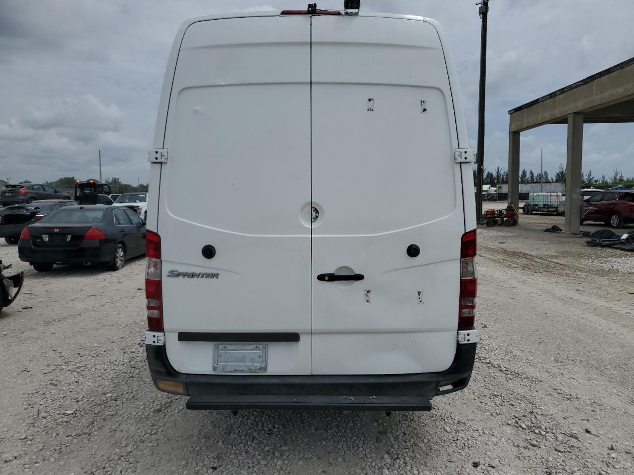 2013 Mercedes-Benz Sprinter 2500 VIN: WD3PE8CC9D5770222 Lot: 61634025