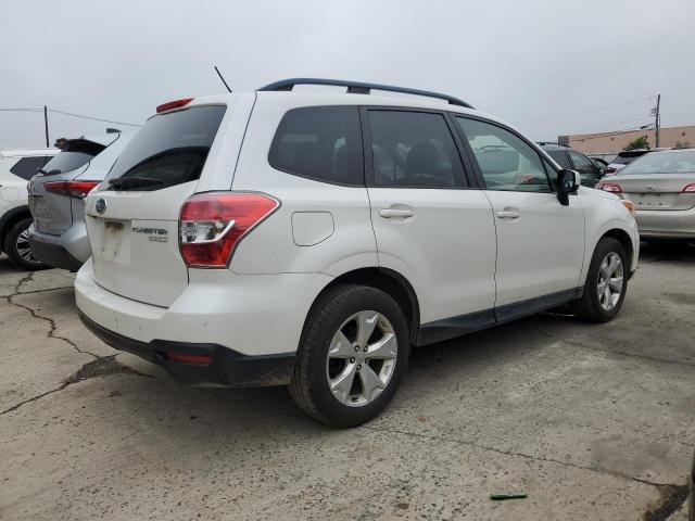  SUBARU FORESTER 2015 White