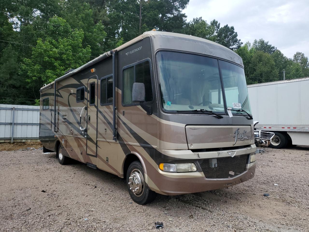 Charles City, VA에서 판매 중인 2006 Workhorse Custom Chassis Motorhome Chassis W22 - Normal Wear