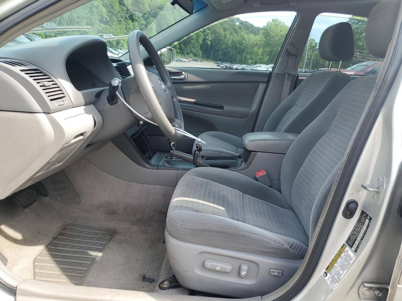 2005 Toyota Camry Le VIN: 4T1BE32K15U085484 Lot: 61790455
