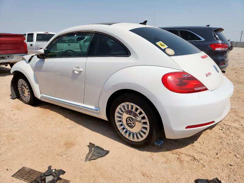 Hatchbacks VOLKSWAGEN BEETLE 2013 White