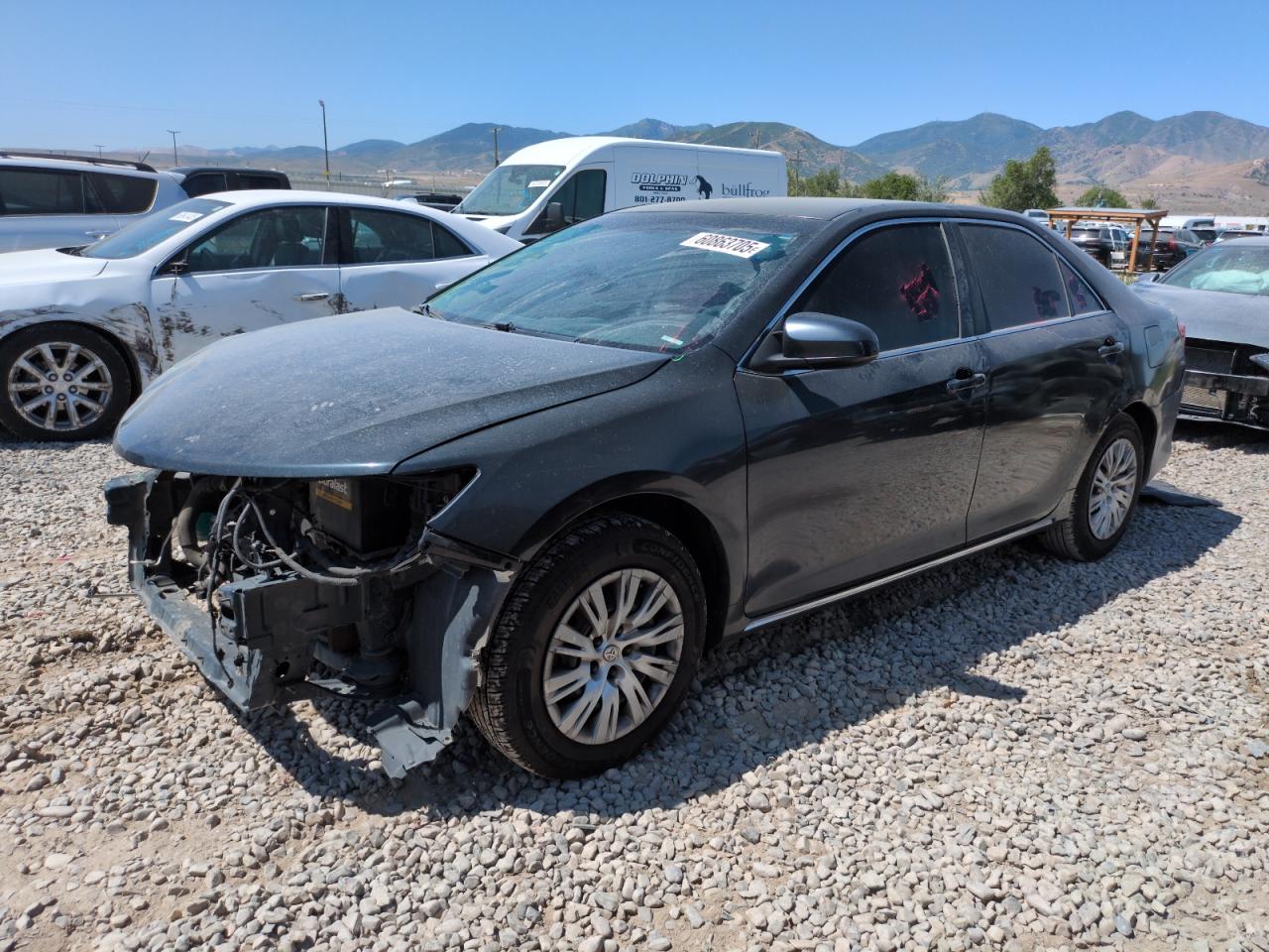 2013 Toyota Camry L იყიდება Magna-ში, UT - Front End