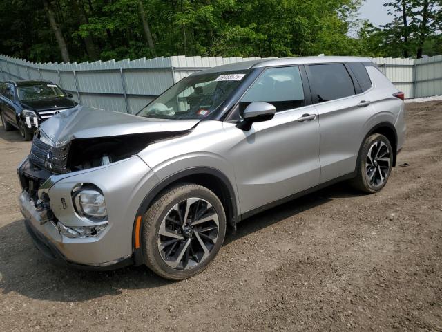 MITSUBISHI OUTLANDER 2022 Srebrny
