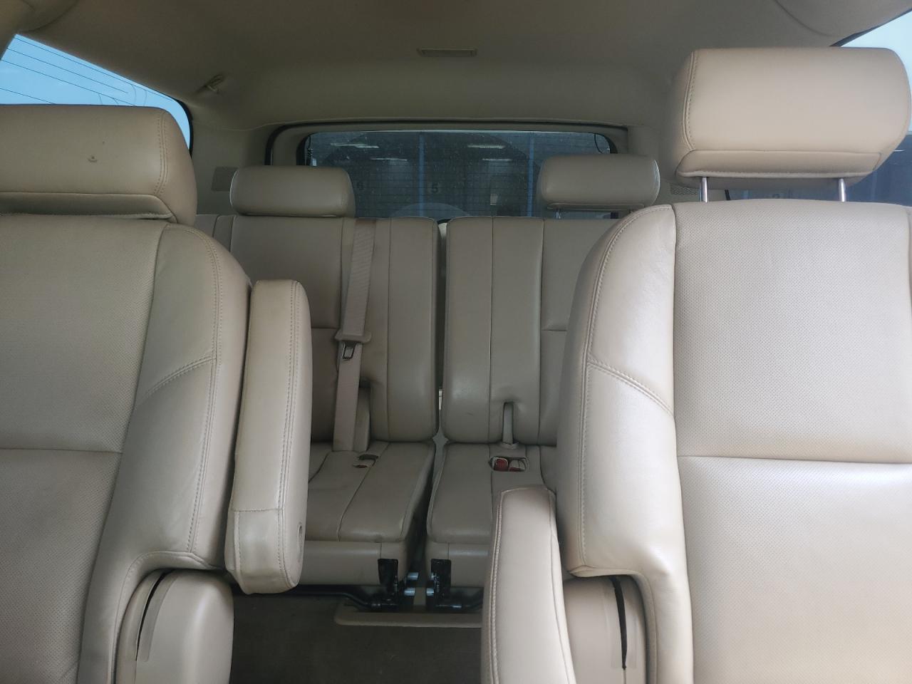 2010 Cadillac Escalade Esv Premium VIN: 1GYUCJEF5AR197895 Lot: 60897755