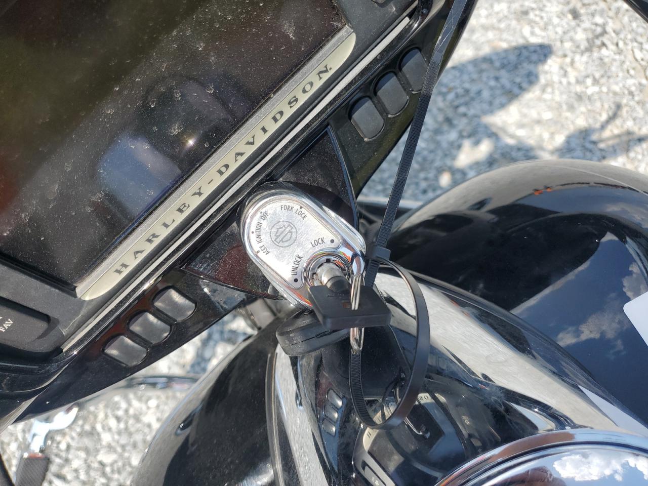 2016 Harley-Davidson Flhxs Street Glide Special VIN: 1HD1KRM12GB659863 Lot: 62641155