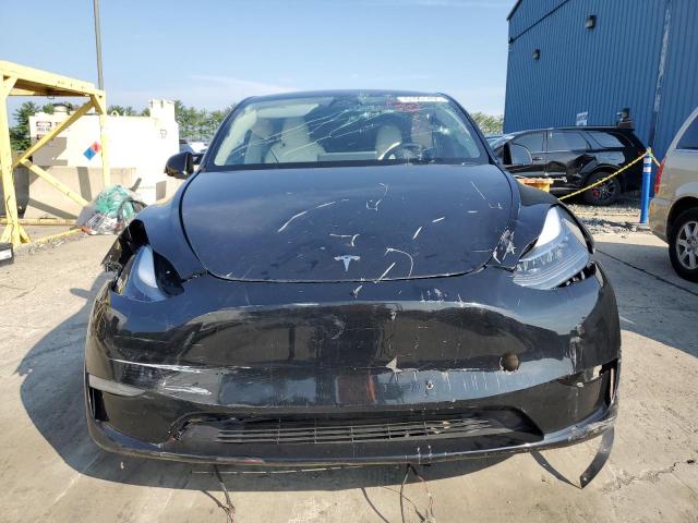  TESLA MODEL Y 2024 Czarny