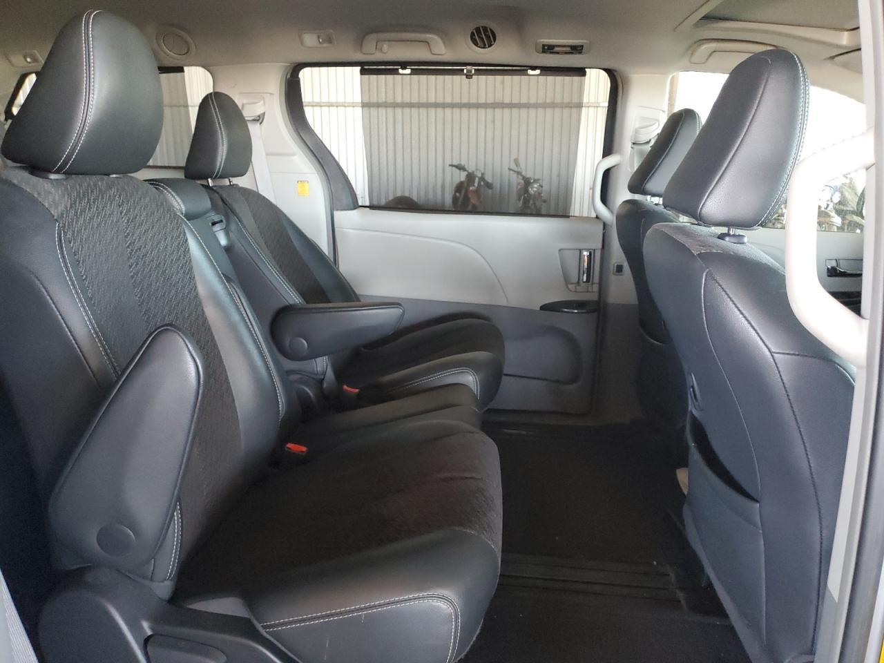 2012 Toyota Sienna Sport VIN: 5TDXK3DC6CS224518 Lot: 63013295