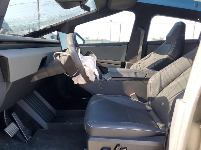  TESLA CYBERTRUCK 2024 Silver