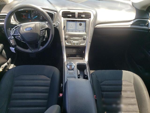 Седаны FORD FUSION 2017 Серебристый
