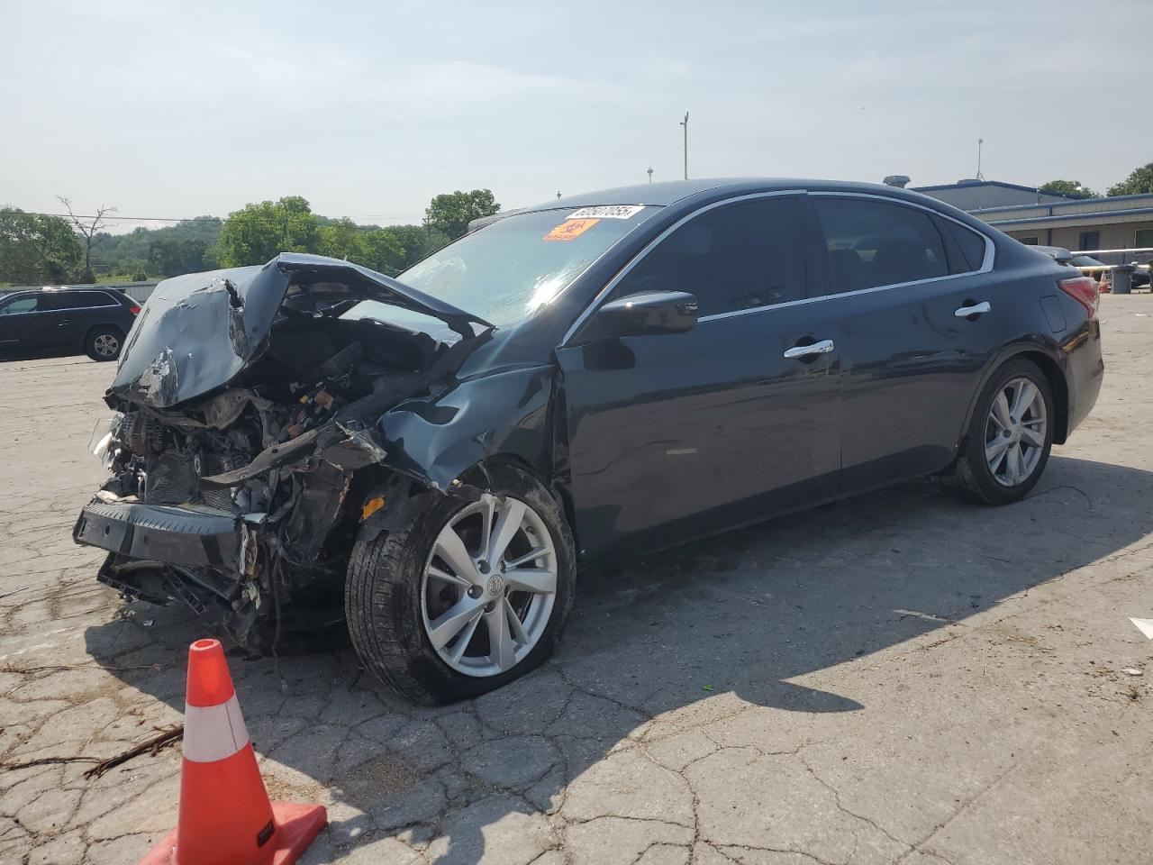 2013 Nissan Altima 2.5 იყიდება Lebanon-ში, TN - Front End