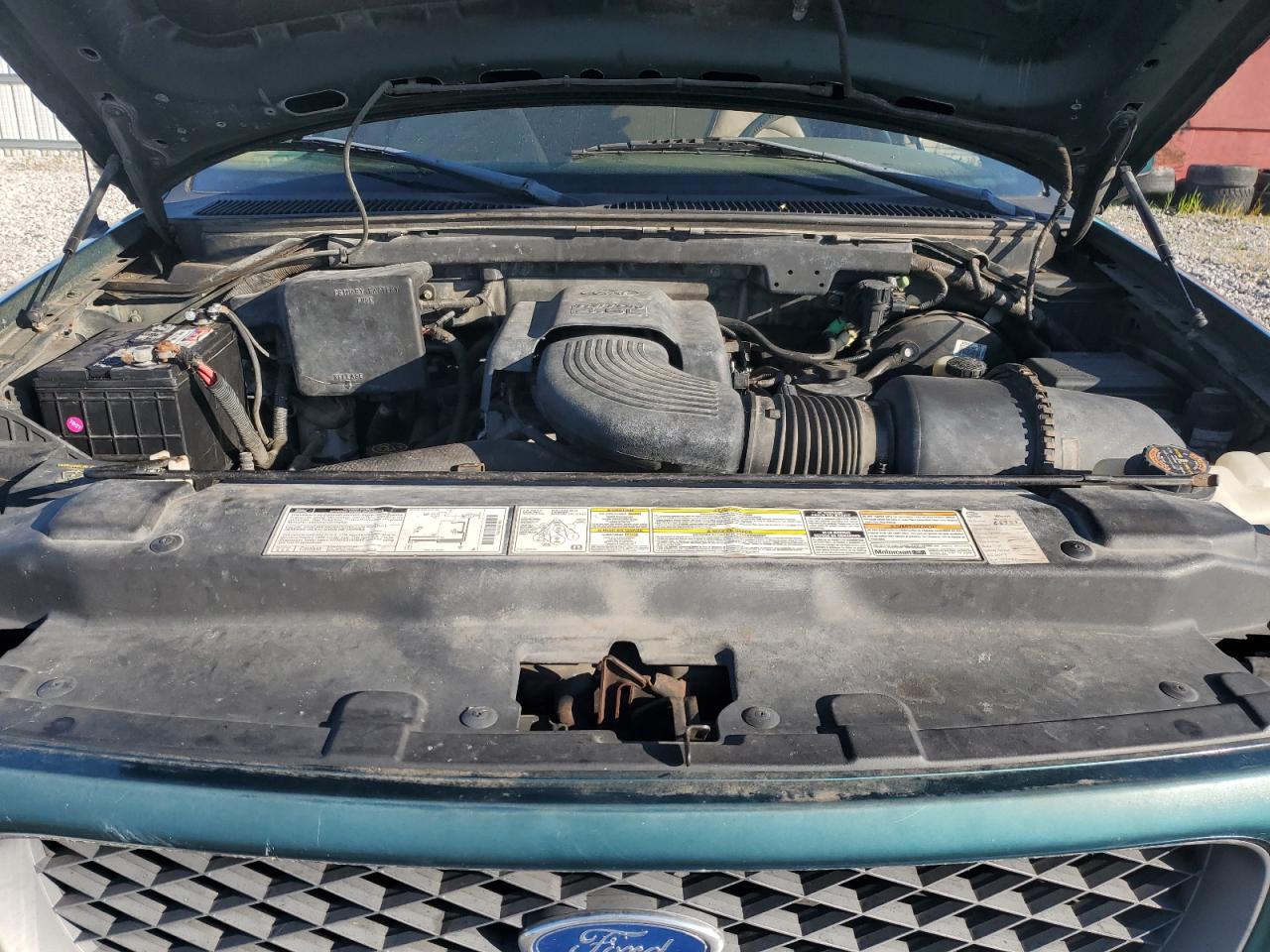 1998 Ford F150 VIN: 1FTZX1762WKA96875 Lot: 62563015