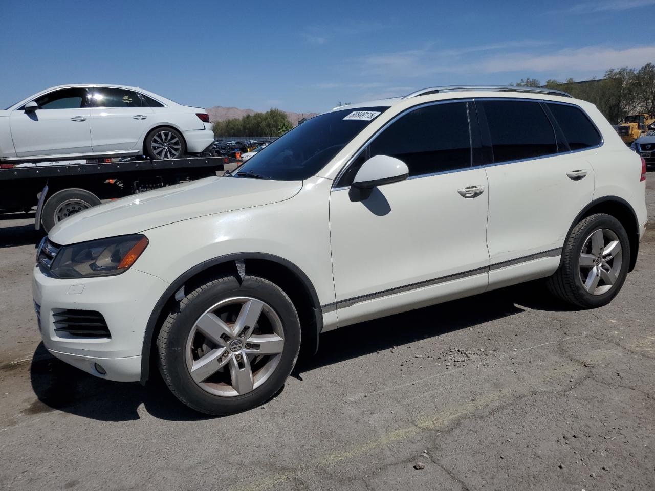 2012 Volkswagen Touareg V6 იყიდება Las Vegas-ში, NV - Side