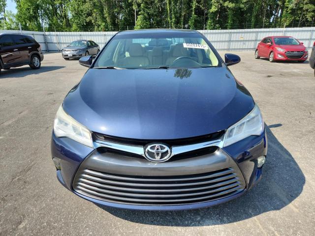  TOYOTA CAMRY 2017 Синий