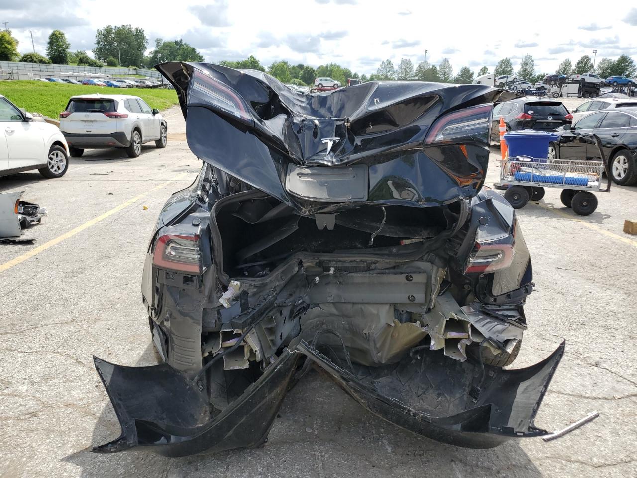 2023 Tesla Model 3 VIN: 5YJ3E1EA1PF438043 Lot: 61090305