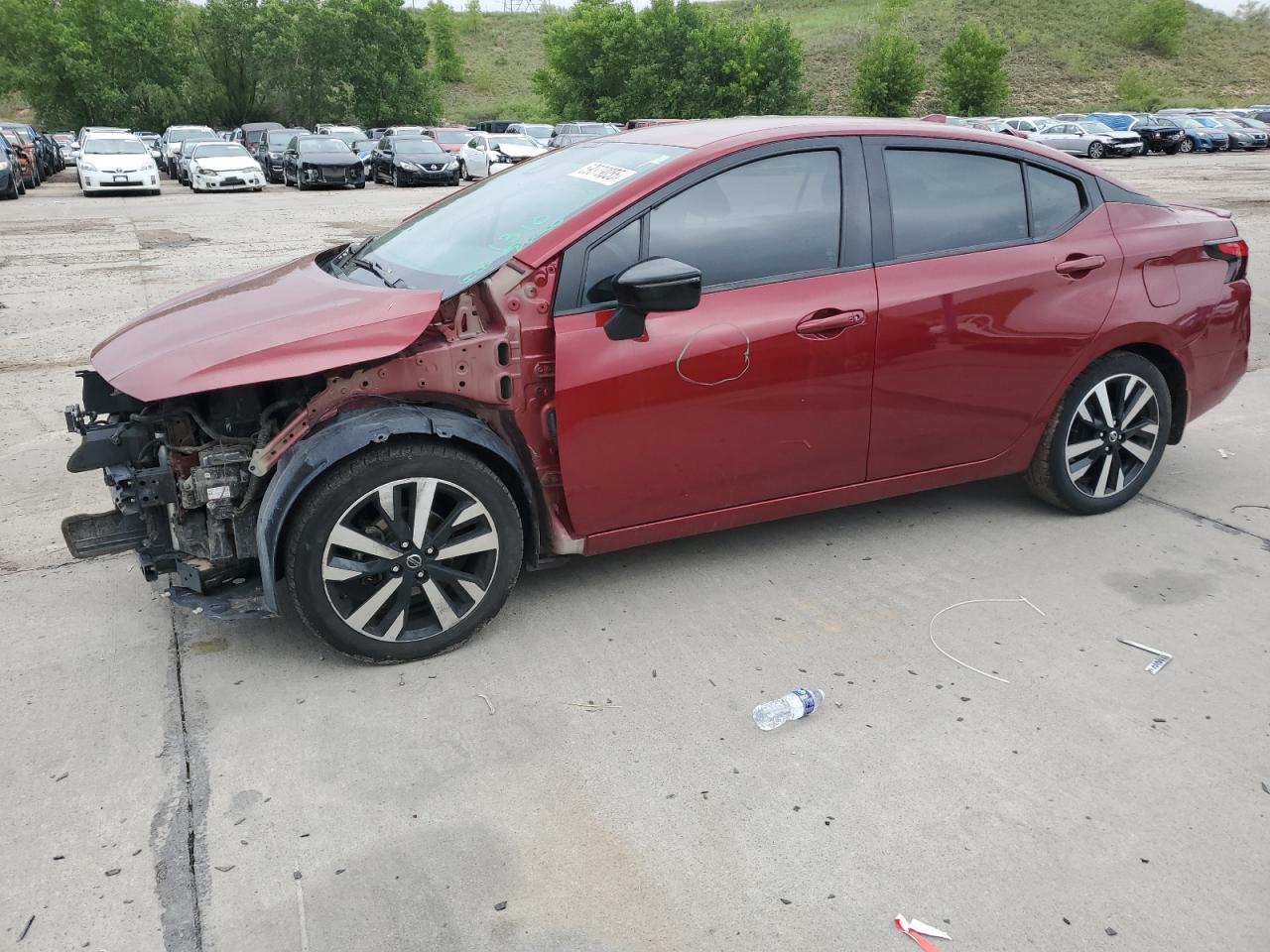 2022 Nissan Versa Sr