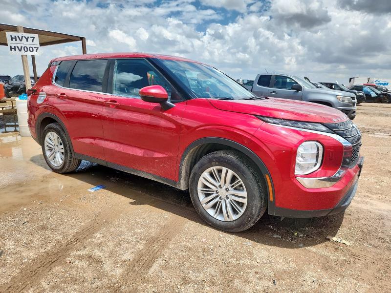 MITSUBISHI OUTLANDER 2022 Czerwony