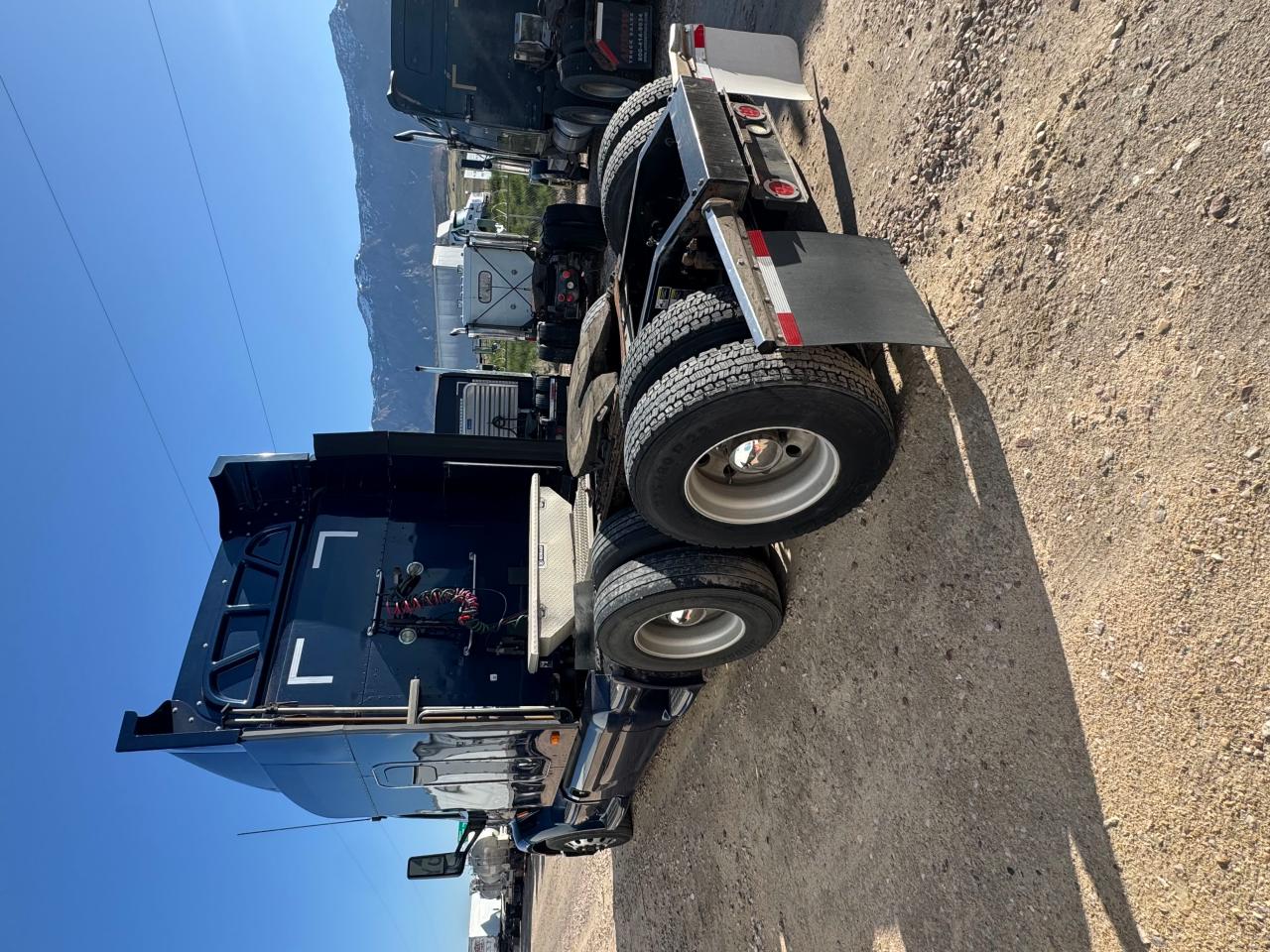 PETERBILT ALL MODELS 2016 VIN 1XPBDP9X7GD340415 photo 3
