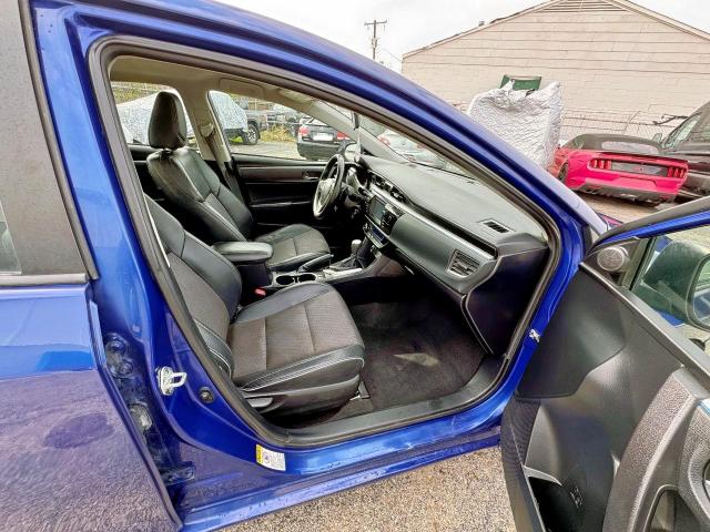 Седани TOYOTA COROLLA 2015 Синій