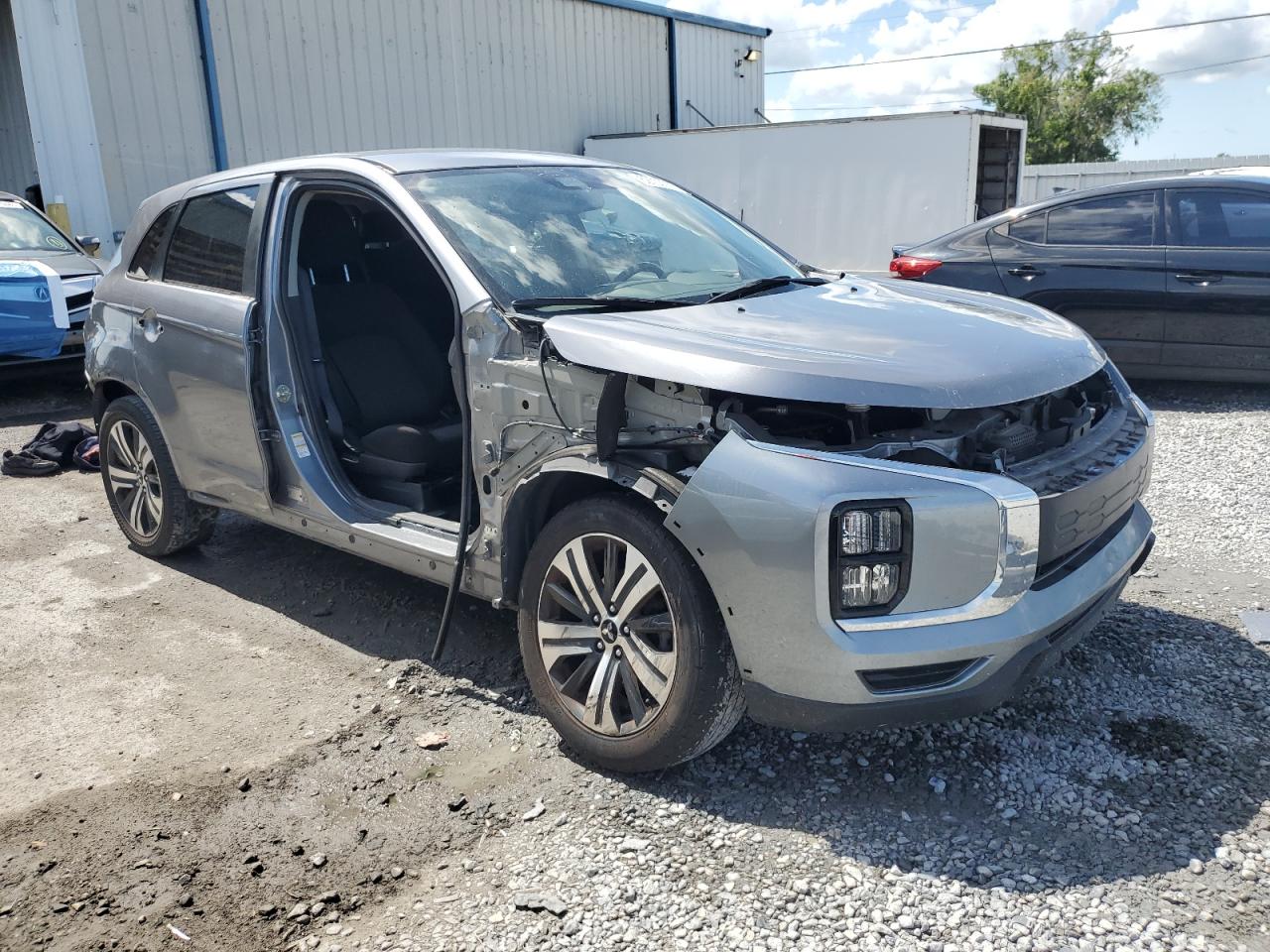 MITSUBISHI OUTLANDER 2020 VIN JA4AP4AU3LU016547 фото 4