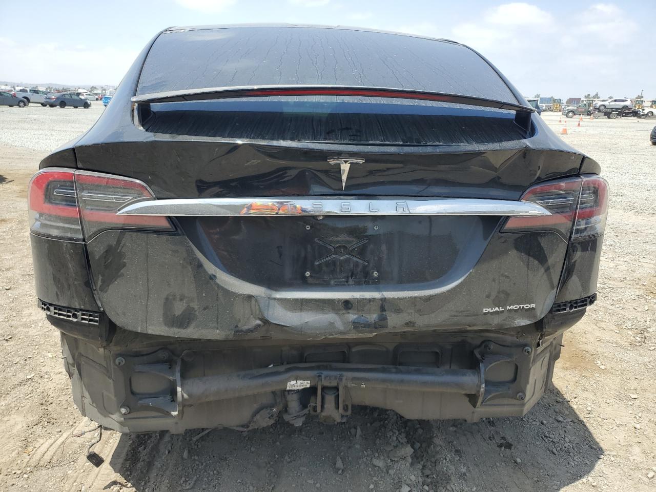 2020 Tesla Model X VIN: 5YJXCBE25LF235110 Lot: 61850045