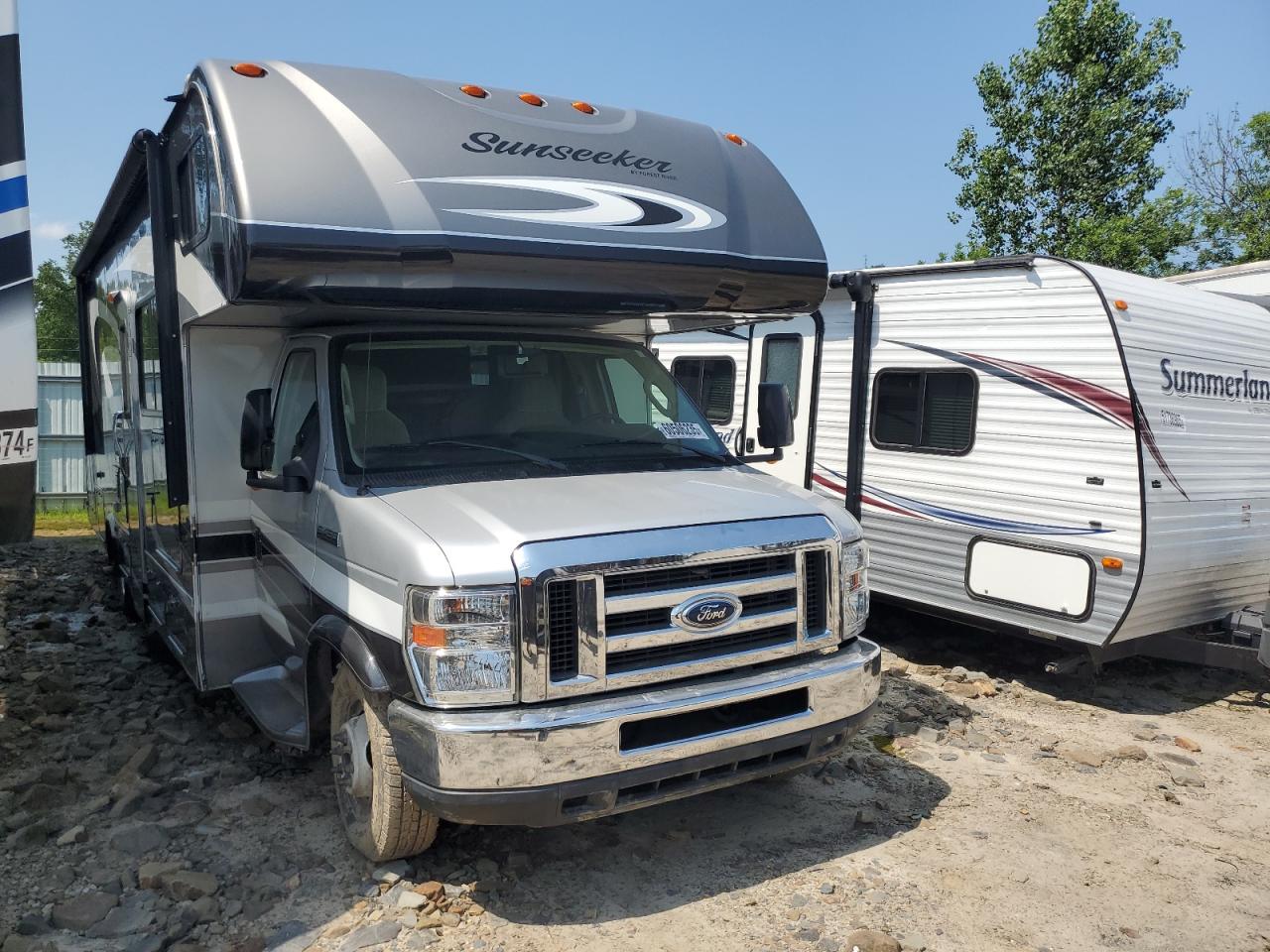 2014 Ford Econoline E450 Super Duty Cutaway Van for Sale in Conway, AR - Water/Flood