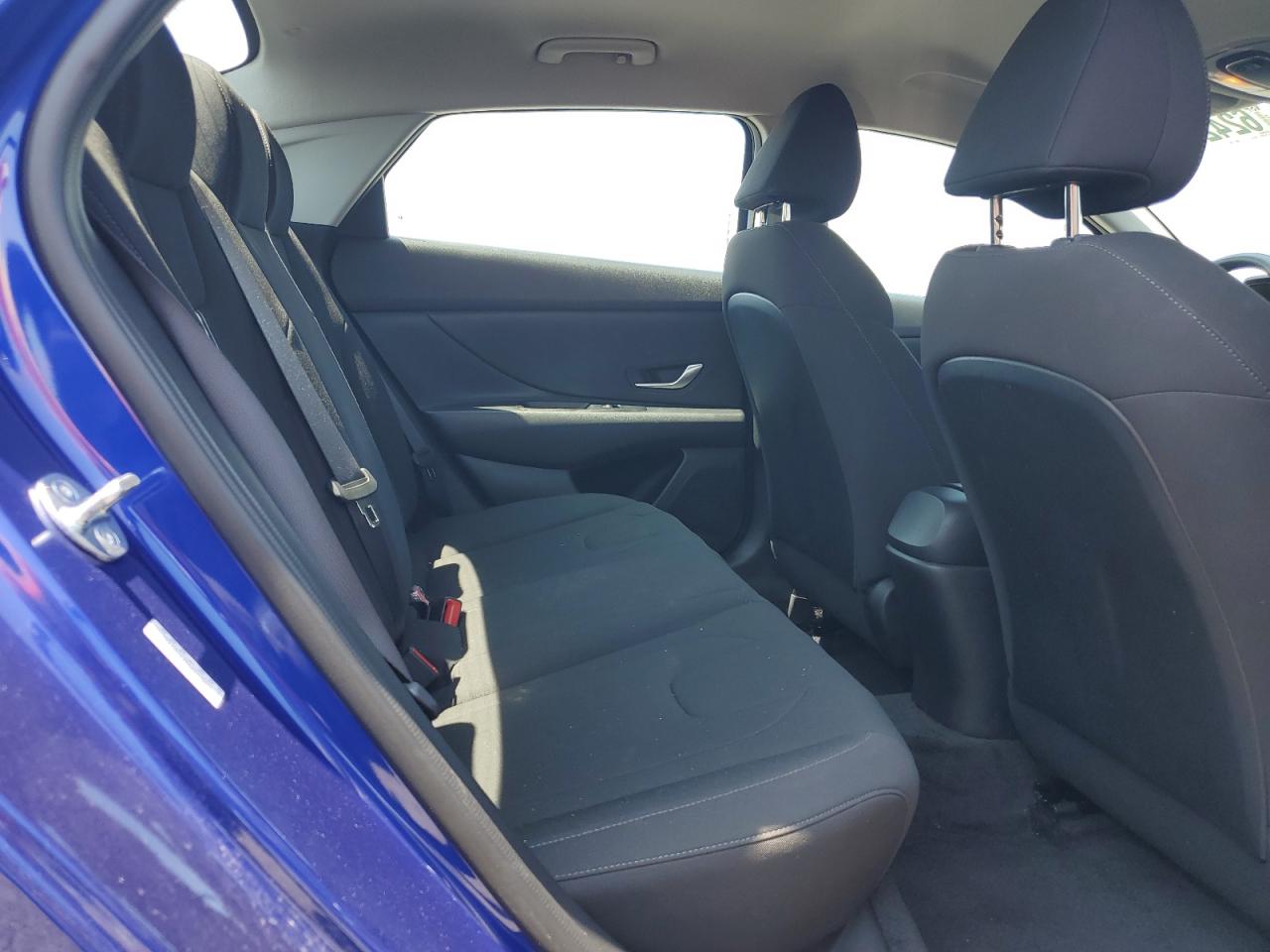 HYUNDAI ELANTRA 2023 VIN KMHLM4AG5PU469958 photo 10