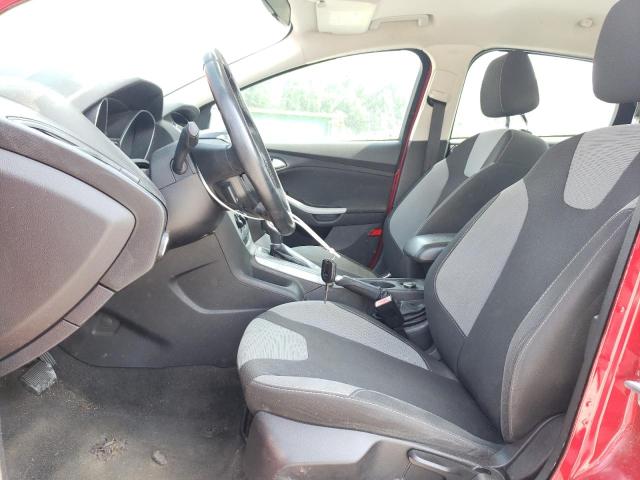  FORD FOCUS 2012 Czerwony