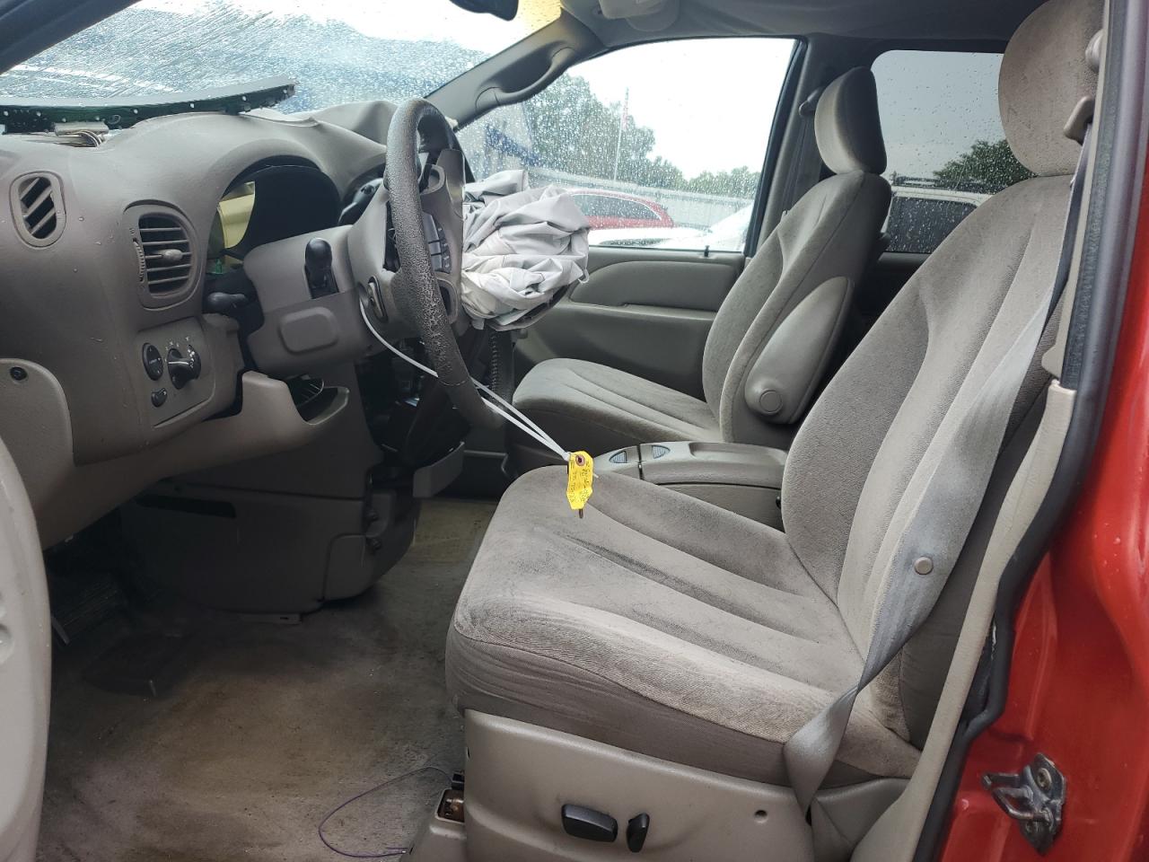 2002 Dodge Grand Caravan Es VIN: 2B4GP54LX2R592721 Lot: 62667225