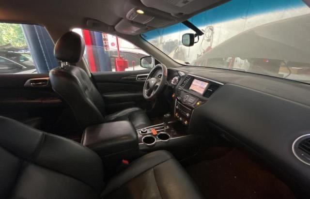 Parquets NISSAN PATHFINDER 2016 Gray