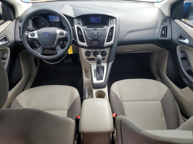 Sedans FORD FOCUS 2014 Granatowy