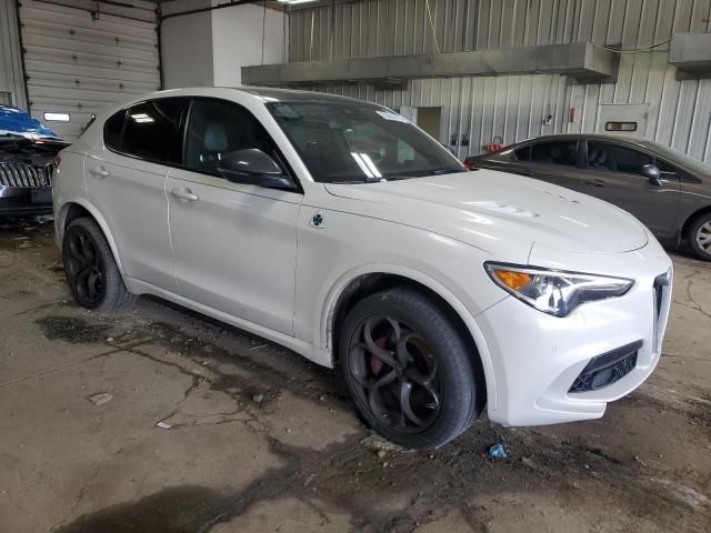  ALFA ROMEO STELVIO 2018 Biały