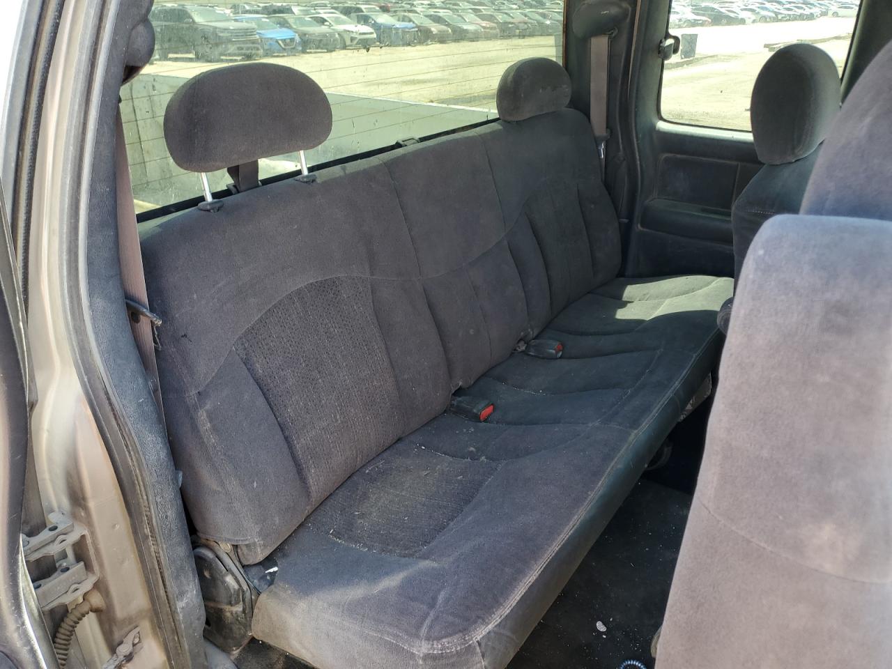 2002 Chevrolet Silverado K1500 VIN: 2GCEK19T921244983 Lot: 62774575