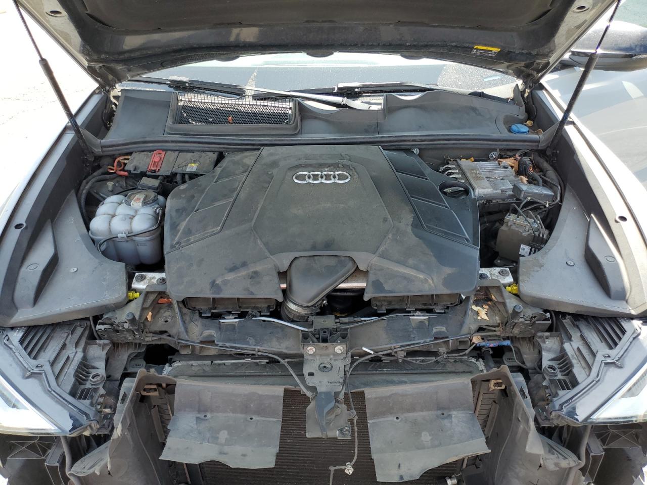 2020 Audi Q8 Premium Plus S-Line VIN: WA1EVAF15LD014996 Lot: 61673685