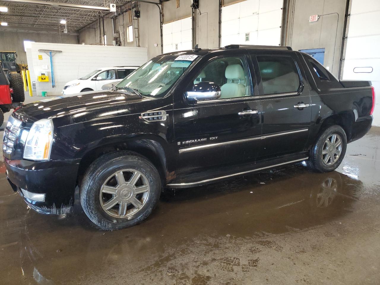 2007 Cadillac Escalade Ext იყიდება Blaine-ში, MN - Minor Dent/Scratches