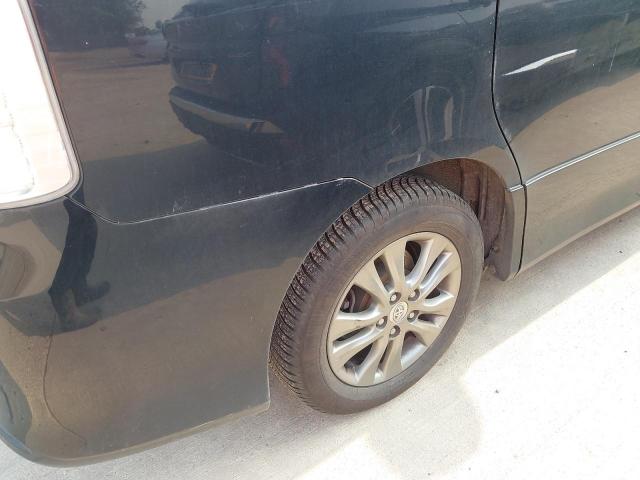 2011 TOYOTA NOAH