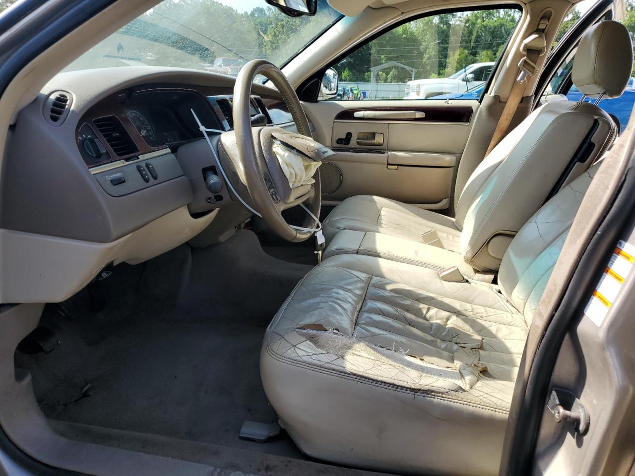 2003 Lincoln Town Car Executive VIN: 1LNHM81W53Y606680 Lot: 59938915