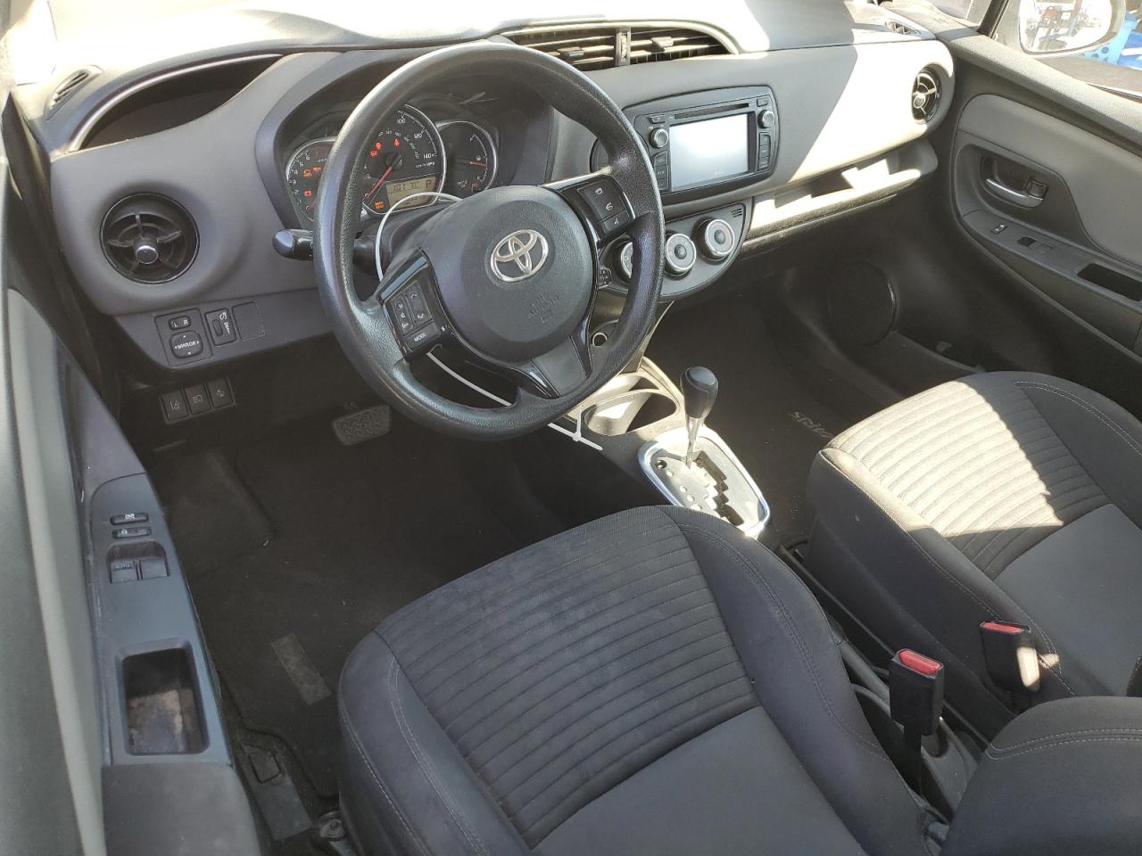 2018 Toyota Yaris L VIN: VNKJTUD33JA093221 Lot: 63084995