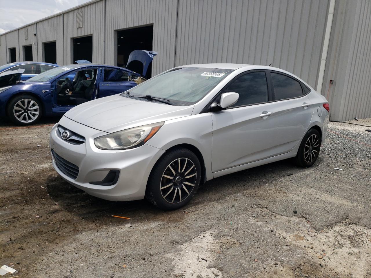 2013 Hyundai Accent Gls for Sale in Jacksonville, FL - Front End