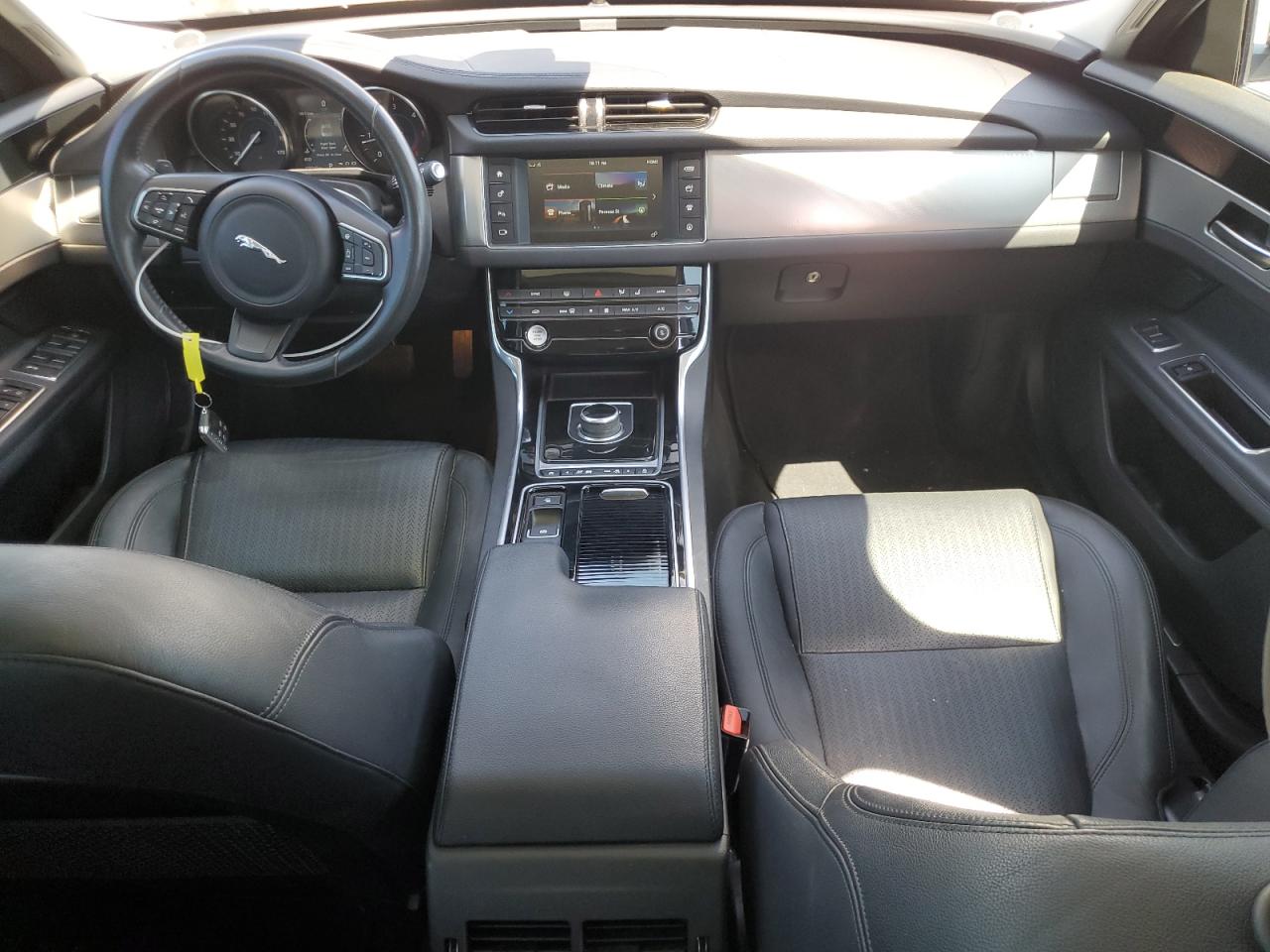 2017 Jaguar Xf Prestige VIN: SAJBE4BN5HCY32696 Lot: 63052155